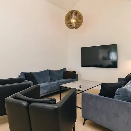 10 Person In * Strøby Ladeplads